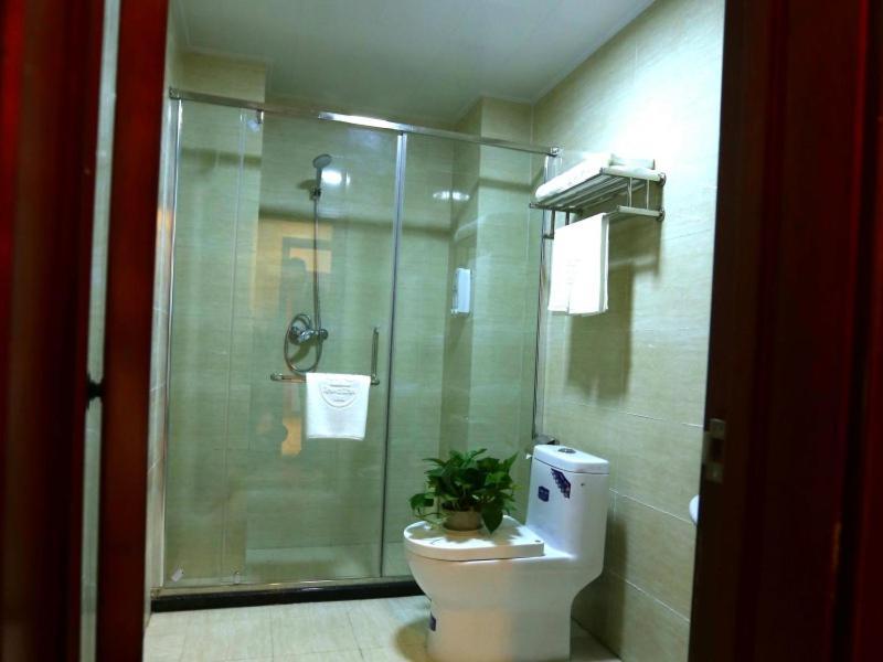 Greentree Inn Shandong Yantai Railway Station South Plaza Joy City Shell Hotel Bagian luar foto